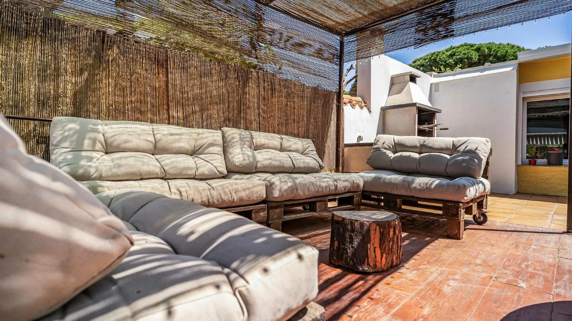 Gorgeous Home In Chiclana De La Frontera 0*,