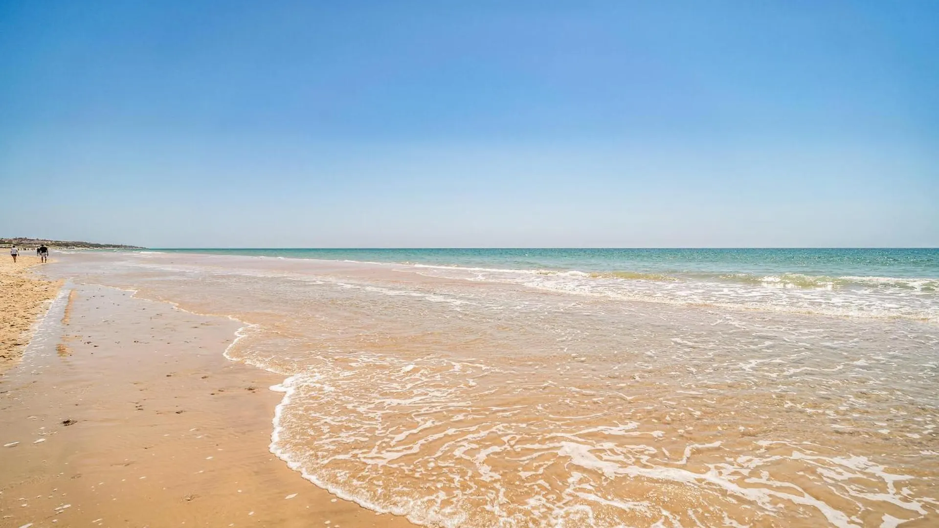 Gorgeous Home In Chiclana De La Frontera